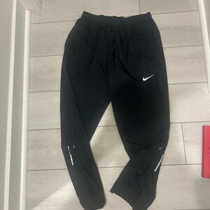 Nike black joggers Athletic Pants